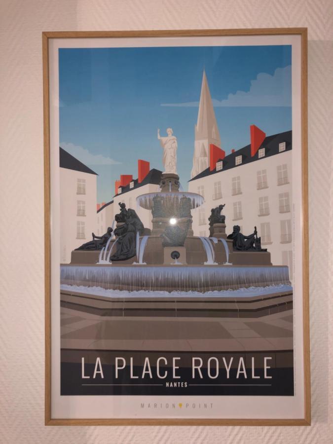 Le Grand Royal, 2 Chambres De Charme, Place Royale Nantes Luaran gambar