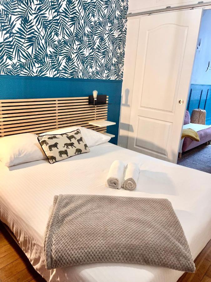 Le Grand Royal, 2 Chambres De Charme, Place Royale Nantes Luaran gambar